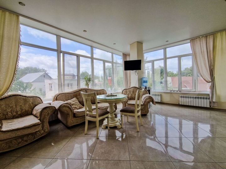 3-к. квартира, 81 м², 2/3 эт.