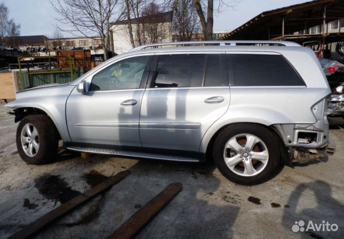 Mercedes GL w164 2009 г по запчастям