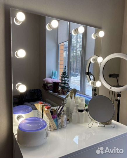 Туалетный столик