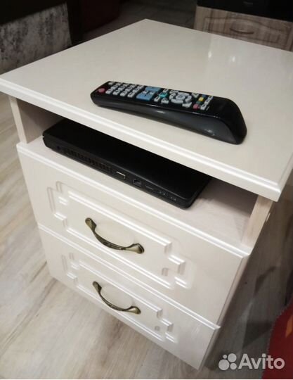 Тумба прикроватная Виктория