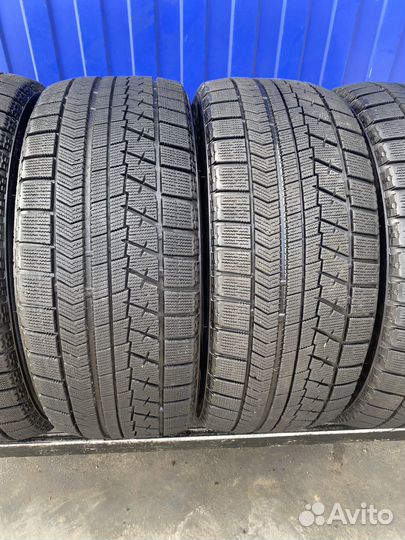 Bridgestone Blizzak VRX 225/50 R17