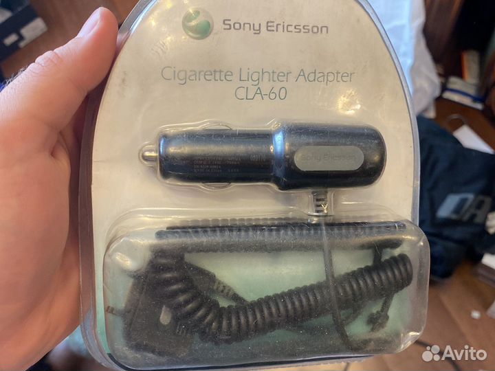 Автомобильное зарядное устройство Sony Ericsson