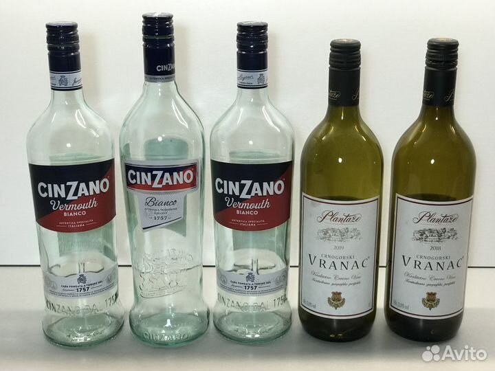 Литровые стеклянные бутылки с винтовыми крышками