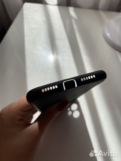 Чехол на iPhone 11