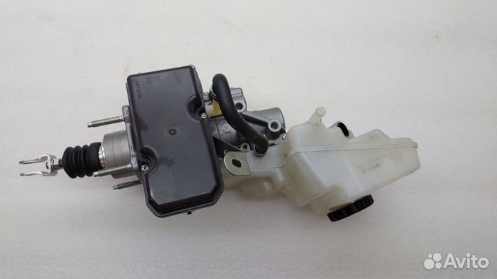 Главный тормозной цилиндр Lexus Es300H axzh10