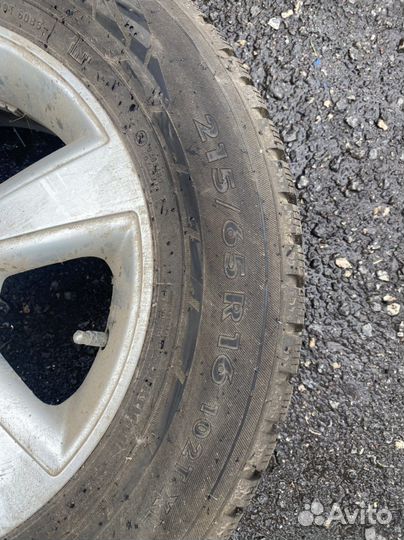 Nordman Nordman 4 215/65 R16