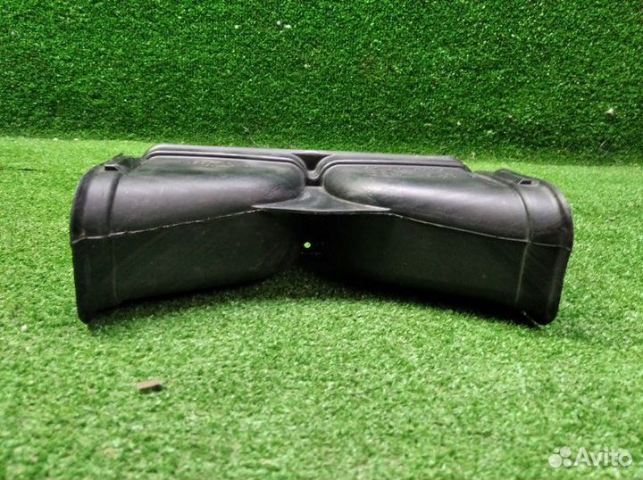 Воздуховод Subaru Forester 2007-2012