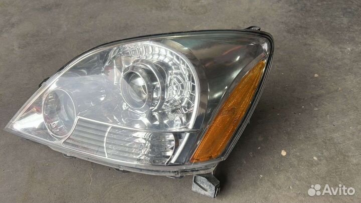 Фара на lexus lx 470
