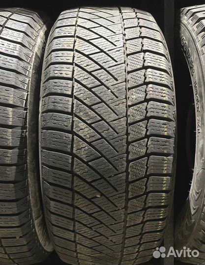 Continental ContiVikingContact 6 225/60 R18 104R