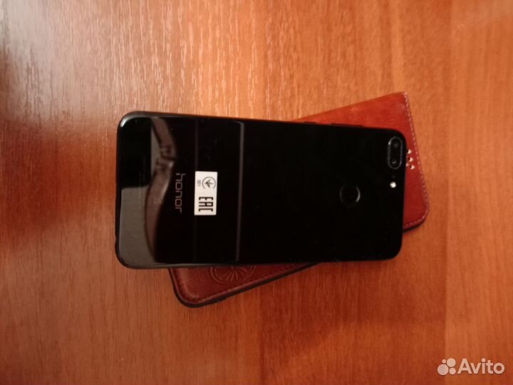 HONOR 9 Lite, 3/32 ГБ