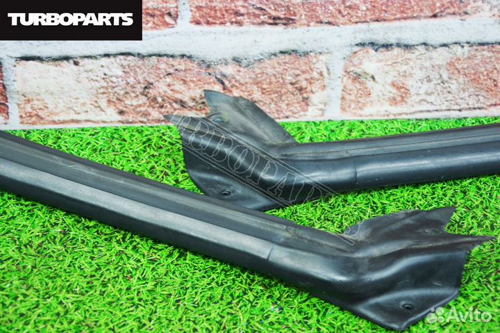 Уплотнители дверных проемов Subaru Forester SF5