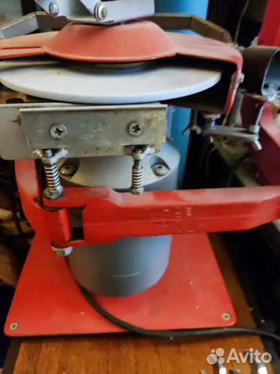 Станок для заточки коньков сзск-1