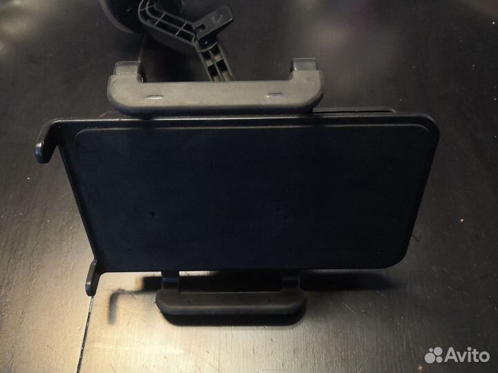 Крепление для планшета в авто