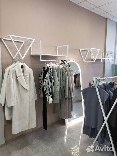 Стойки вешало для одежды