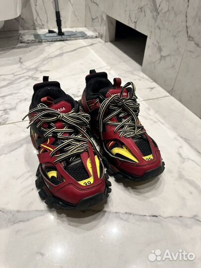 Balenciaga track 1 оригинал