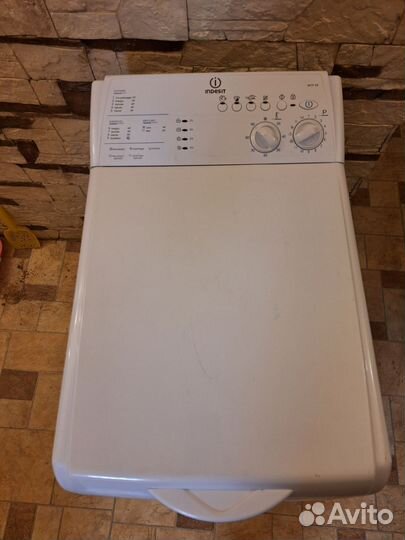 Стиральная машина с вертикальной загрузкой