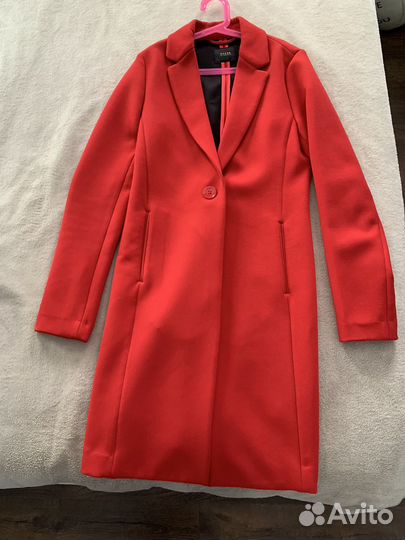 Пальто женское Guess размер XS