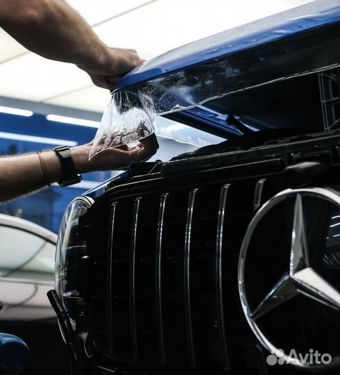 Оклейка автомобиля автомобильной пленкой
