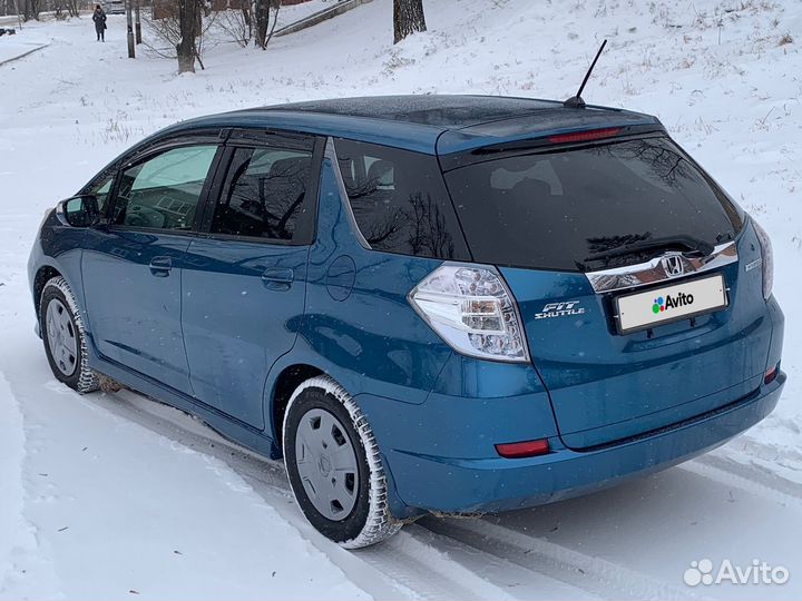 Honda Fit Shuttle 1.3 CVT, 2011, 161 000 км