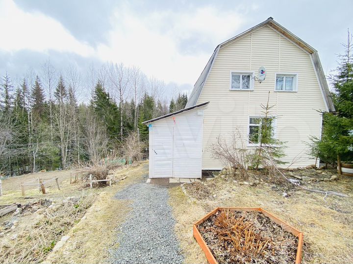 Дача 68 м² на участке 10 сот.