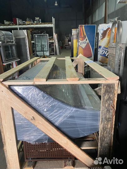 Холодильная витрина Арктика куб 1800 новая