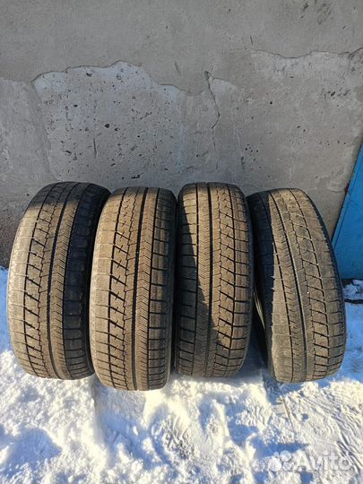 Bridgestone Blizzak VRX 205/60 R16