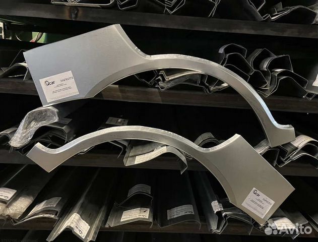 Арка правая Mitsubishi Lancer V sedan 1988-1994