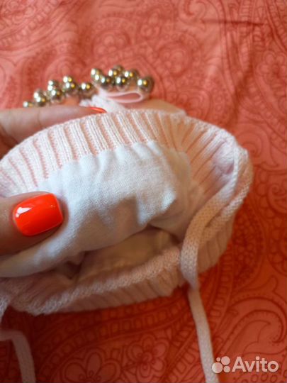 Шапка для девочки новая