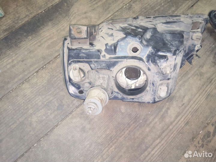 Фары на renault logan 1 первый рестайлинг2009-2015