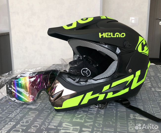 Кроссовый шлем