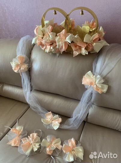 Свадебные украшения на машину