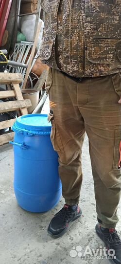 Бочка пластиковая с крышкой 50л
