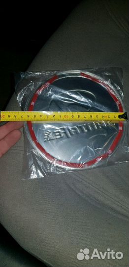 Накладка на крышку бензобака Hyundai Santa Fe