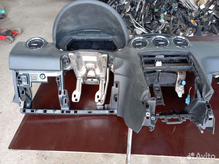 Торпеда с подушкой Пежо 308