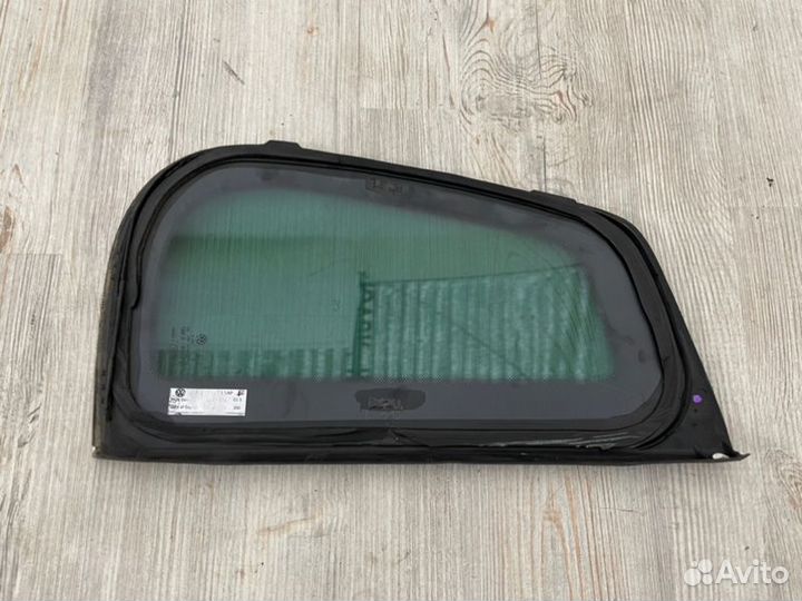 Стекло боковое заднее левое Vw Tiguan R-Line 5N