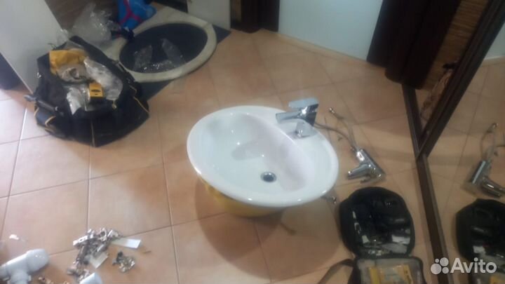 Кронштейн телевизора Ремонт унитаз люстра