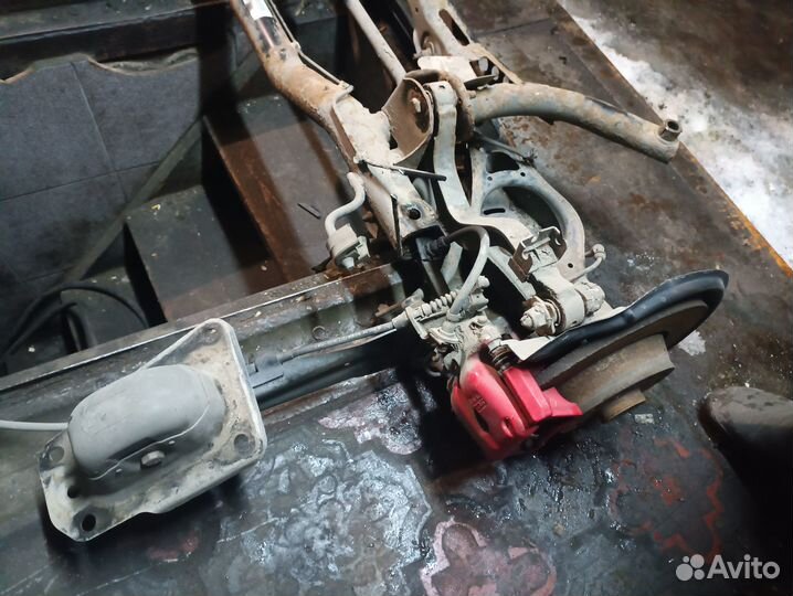 Балка подвески задняя Skoda Octavia A5 RS