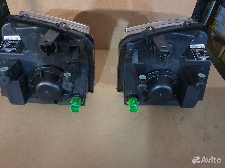 Комплект фар Ford Connect