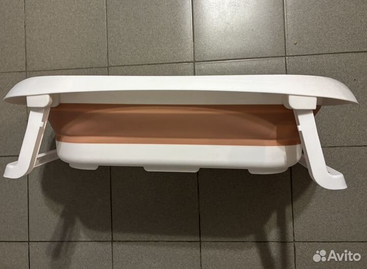 Ванночка для купания новорожденного