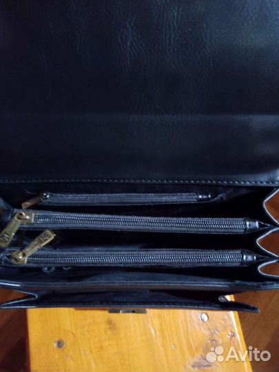 Барсетка кожаная мужская