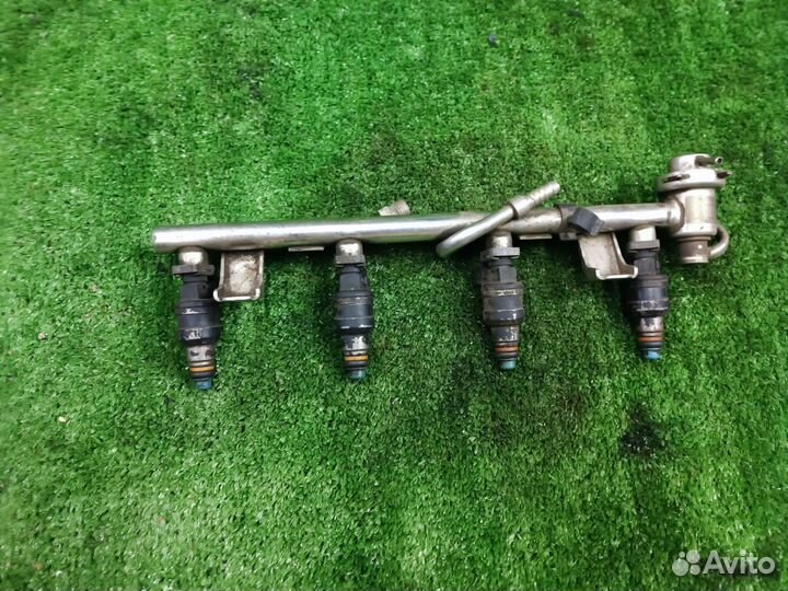 Топливная рампа Ауди А4 Б5 Пассат Б5