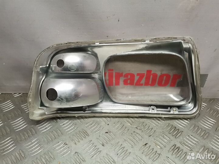 Стекло левой фары Suzuki Grand Vitara 2003г