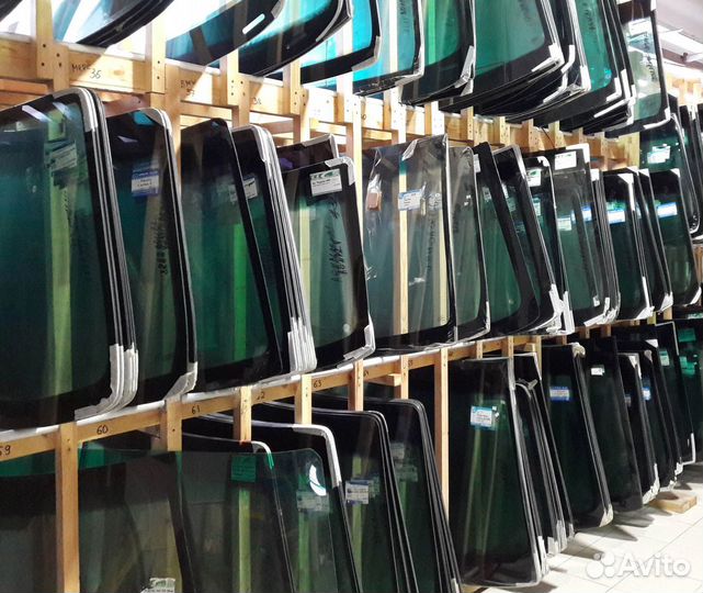 Лобовые стекла Daihatsu установка с гарантией