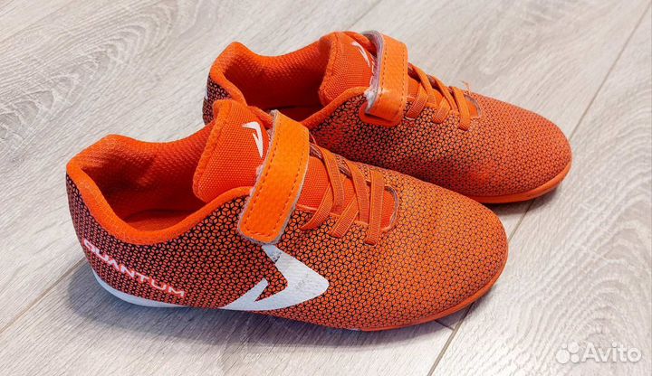 Бутсы футзалки 32 для футбола