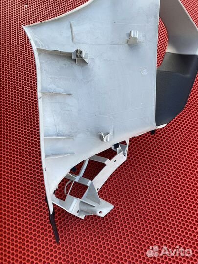 Обшивка задней правой стойки Citroen c4