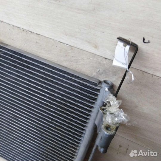 Радиатор кондиционера Hyundai Santa Fe I