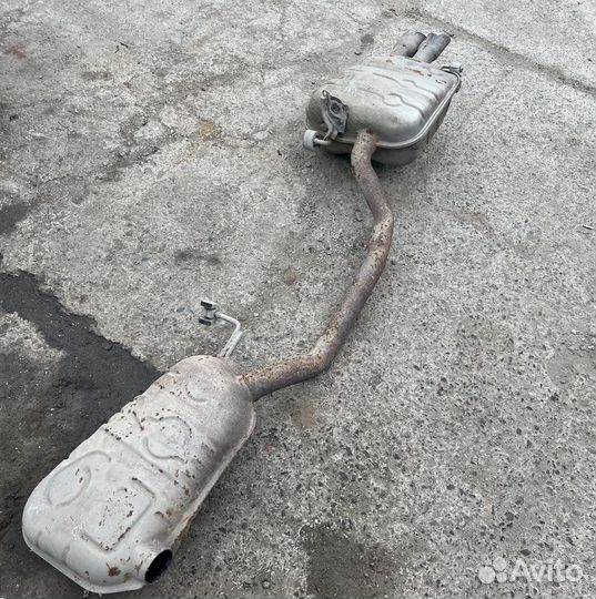 Выхлопная Volkswagen Passat B6 2.0 бензин