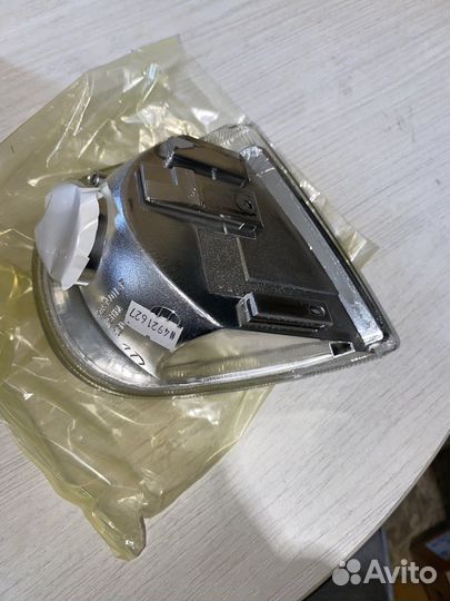 Указатель поворота skoda felicia левый