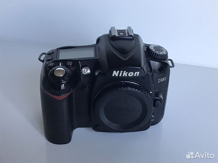 Nikon D90 body