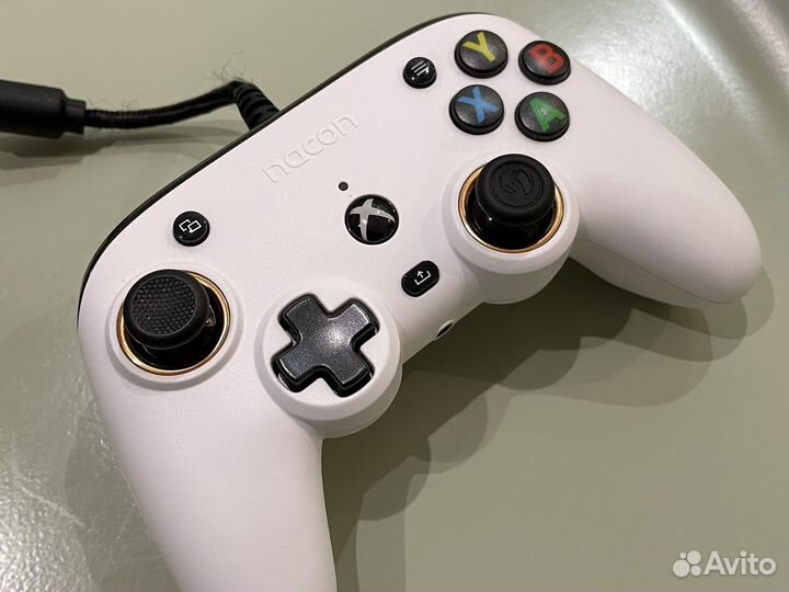 Джойстик проводной Nacon Pro Compact